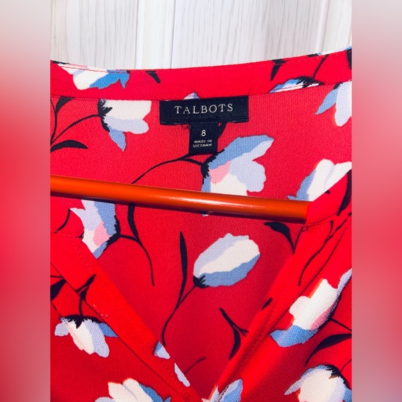 Talbots Floral dress with flutter sleeves - Picture 2 of 4
